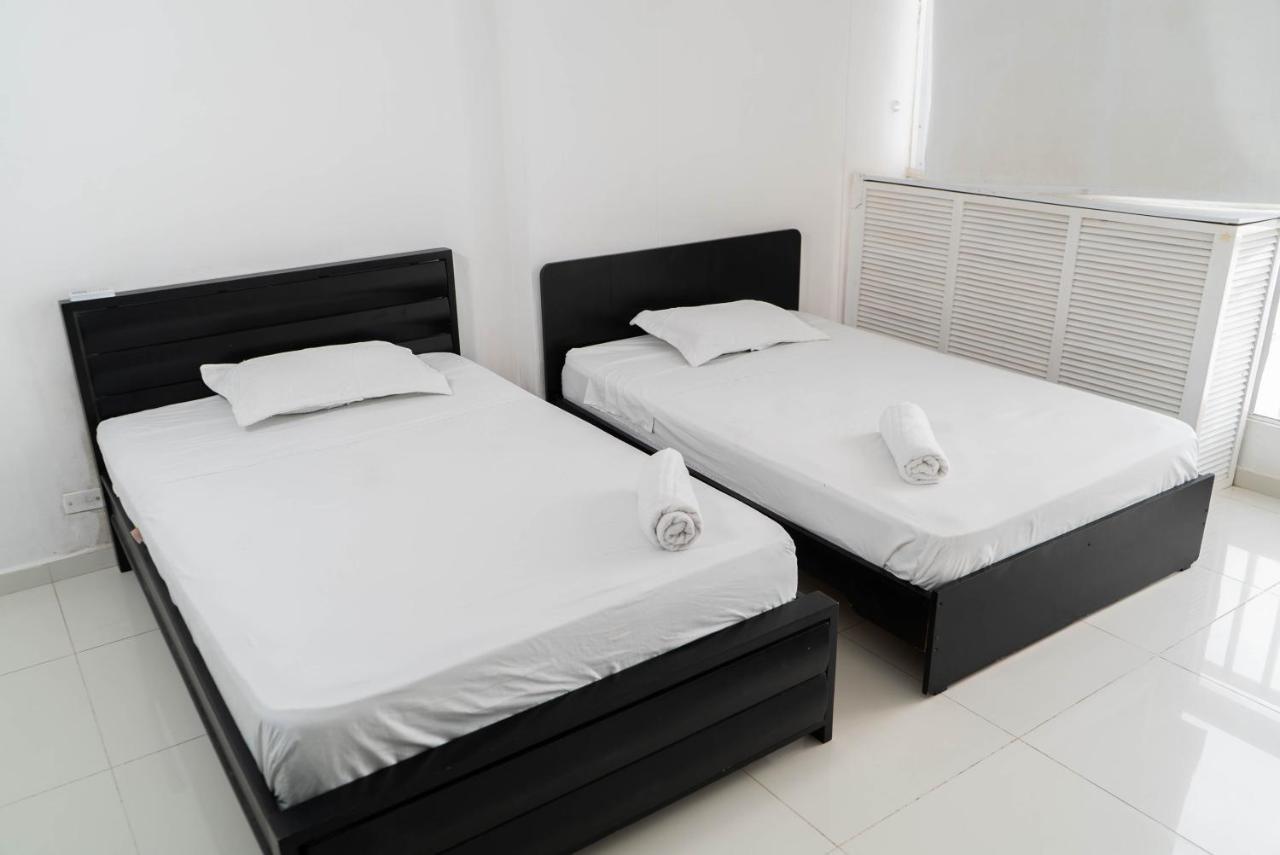 Cozy Apartment In El Laguito Cartagena Exterior photo