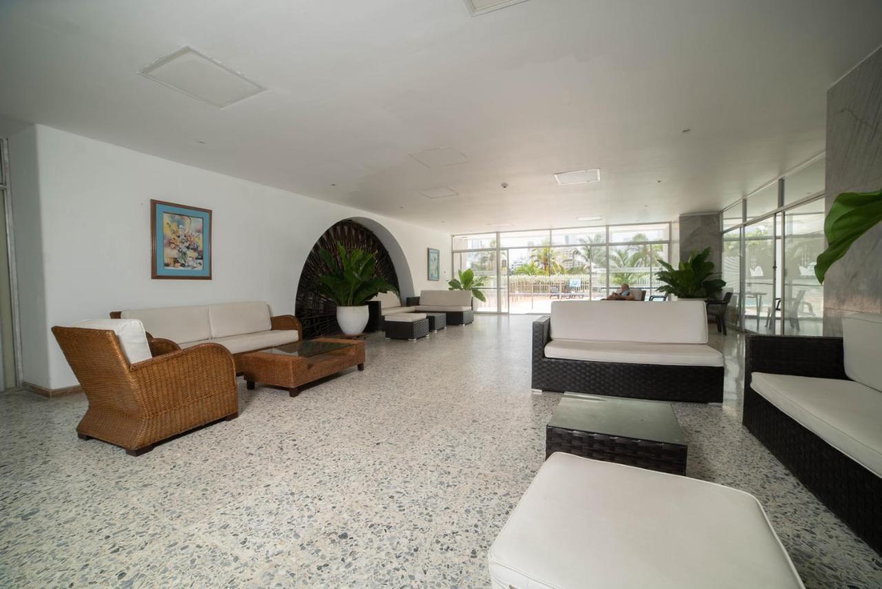 Cozy Apartment In El Laguito Cartagena Exterior photo