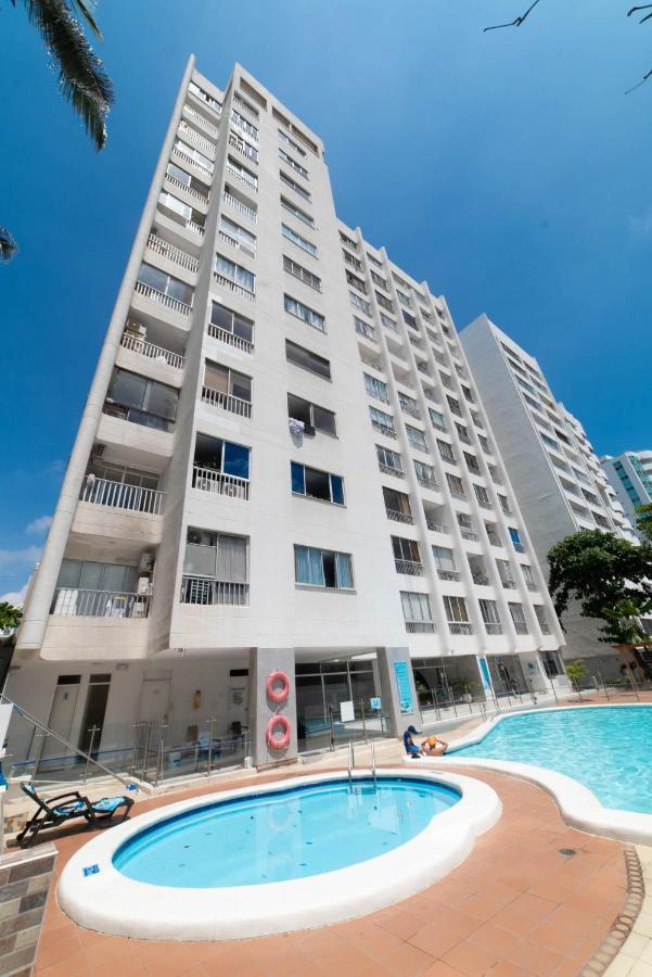Cozy Apartment In El Laguito Cartagena Exterior photo