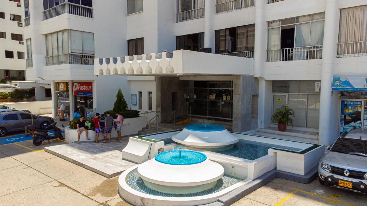 Cozy Apartment In El Laguito Cartagena Exterior photo